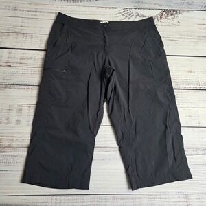 LL Bean Cargo Pants Womens Petite‎ 16 Black Cropped Trail Hiking Outdoor 300440